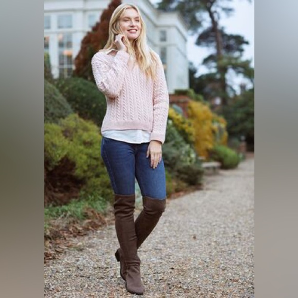 🪷Blush Baby Pink V-Neck Pullover Knit Sweater Classic Fit Size Medium🪷 EUC